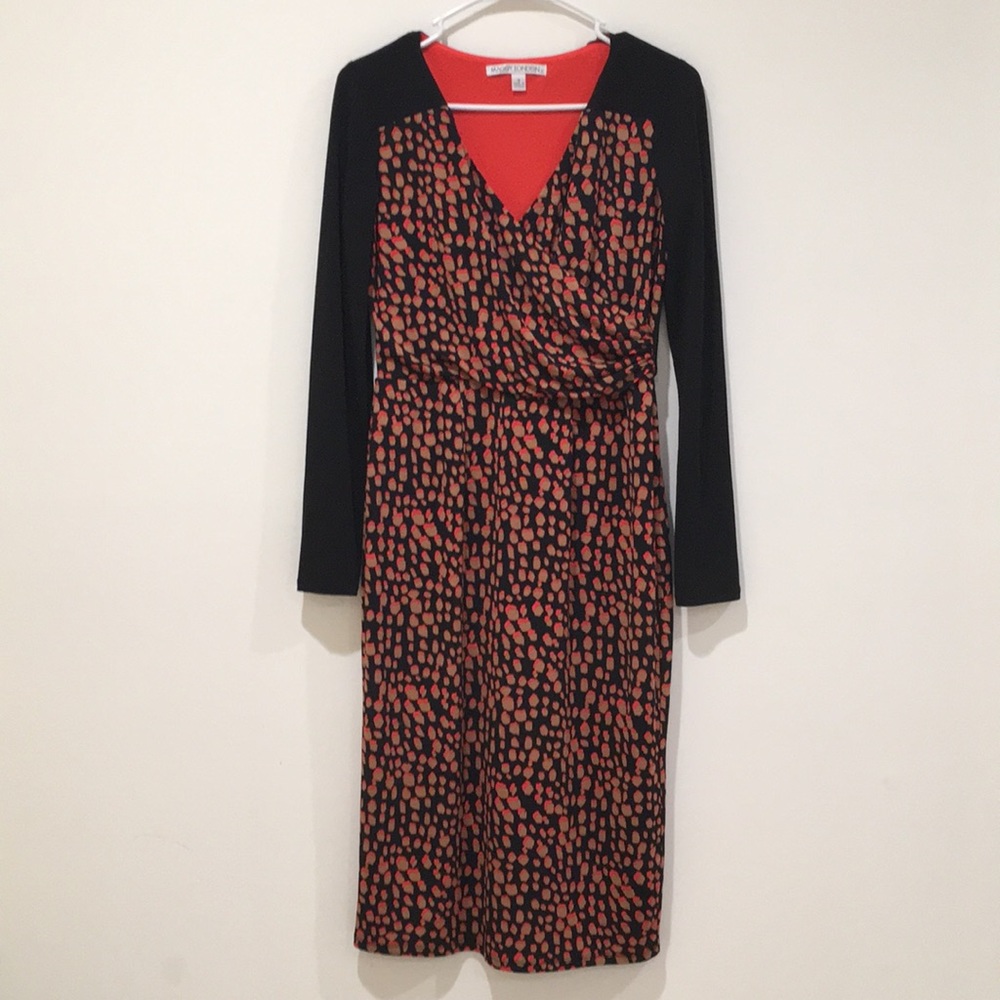 Maggy London midi dress black red beige size 4